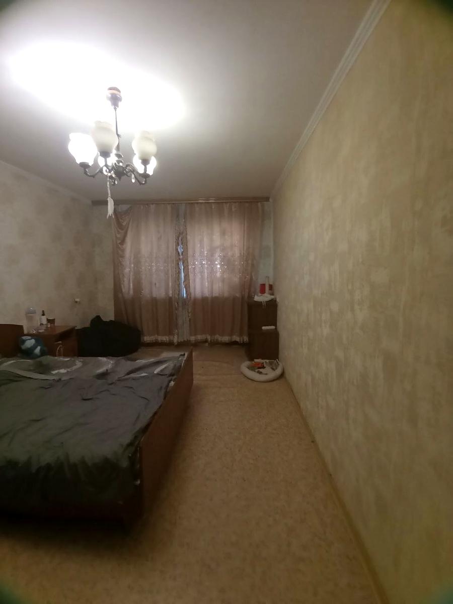 1843695977932375