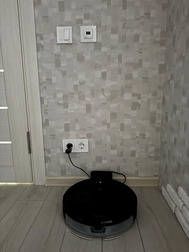 1842998233360376