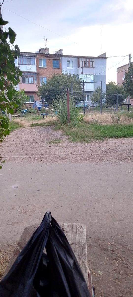 1843893402207379