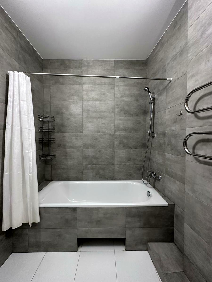 1795757276035038