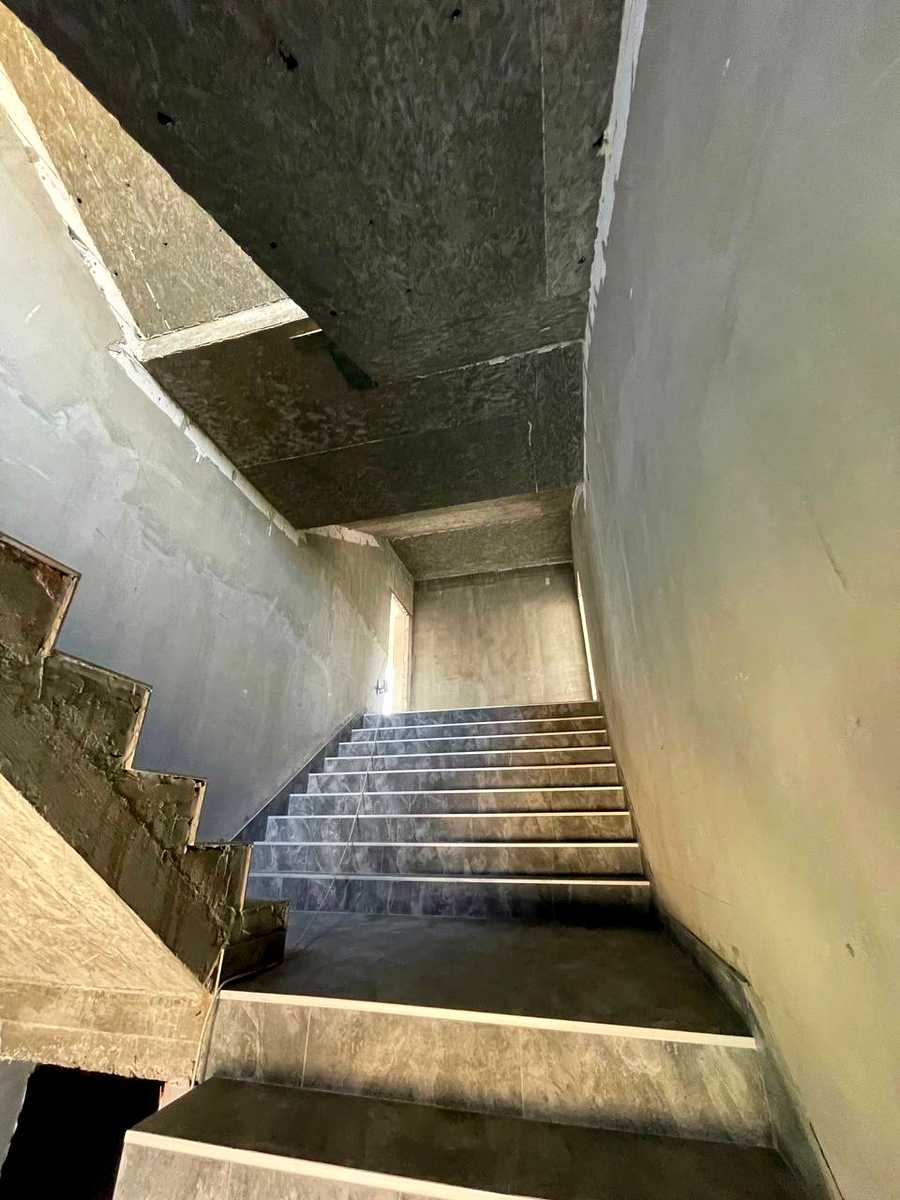 1839707346657382