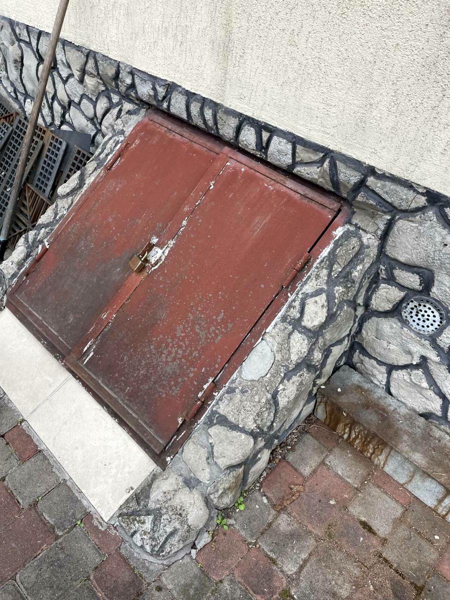1812354297819389