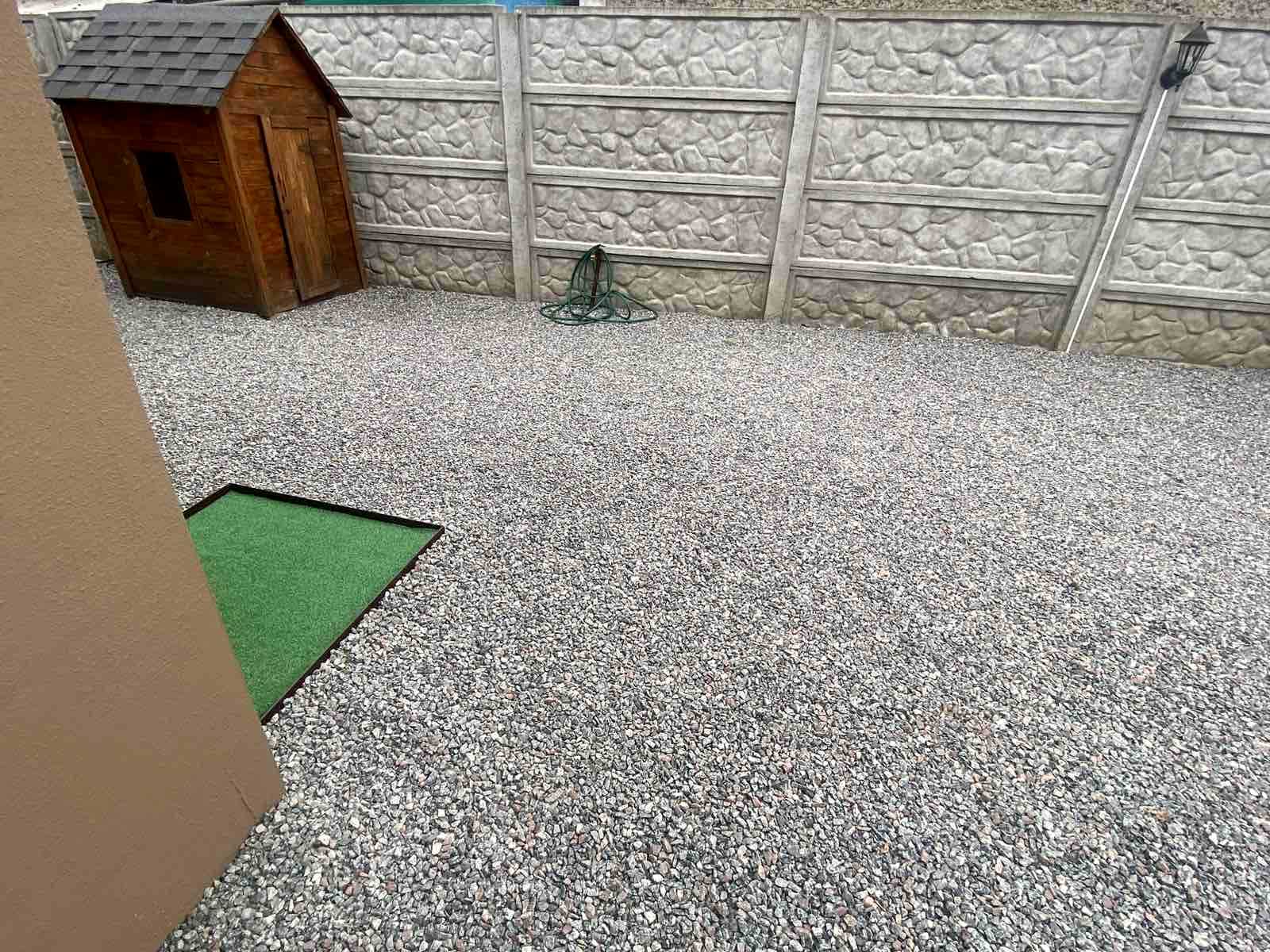 1826300634116395