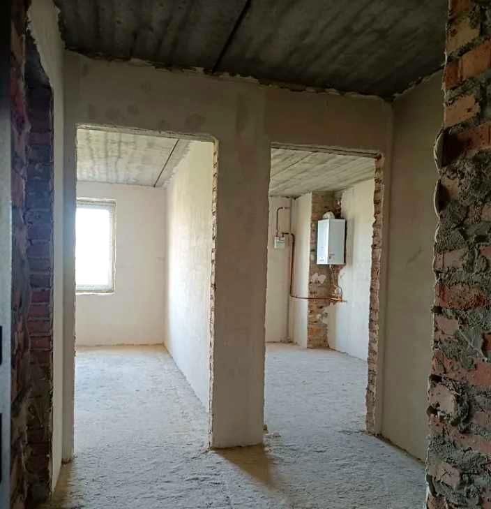 1842239284725395