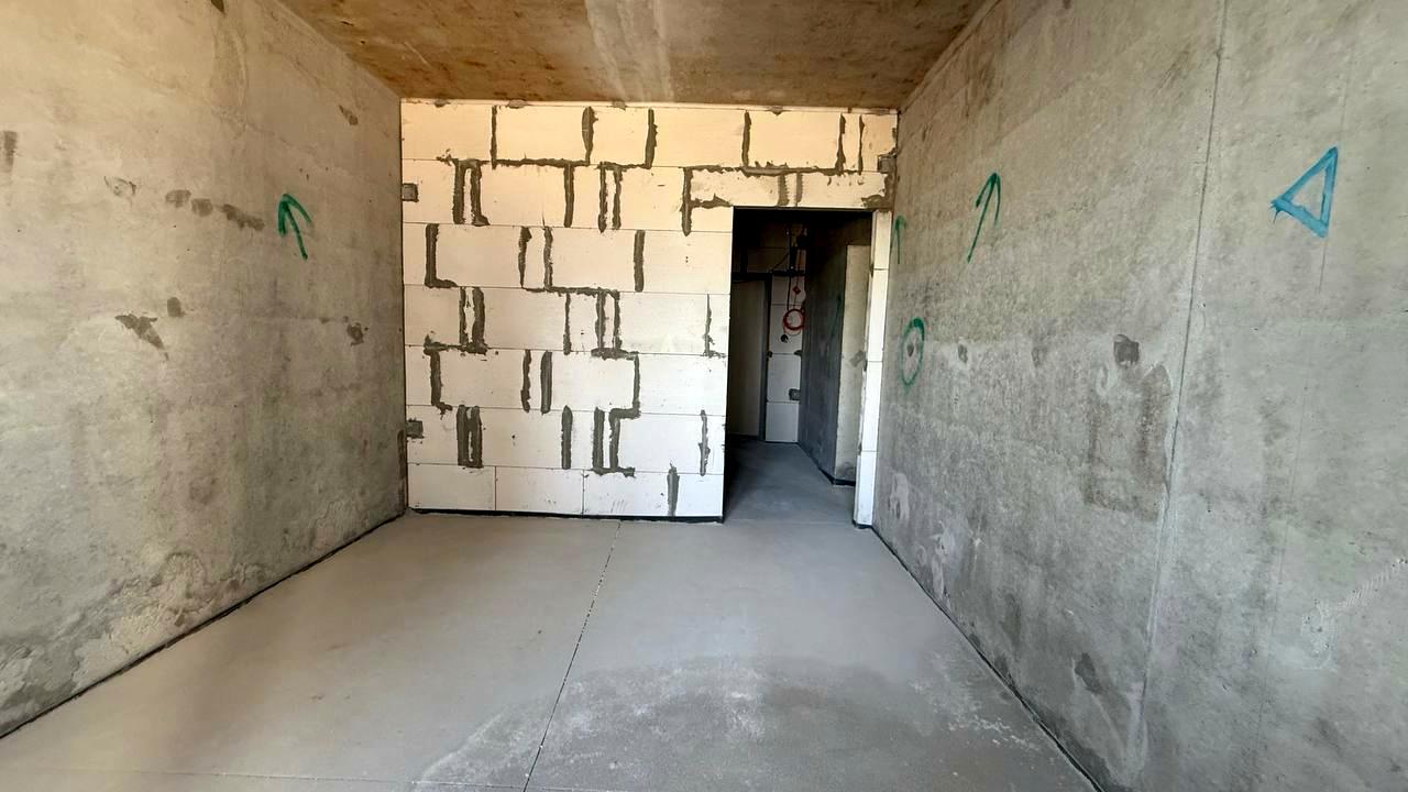 1837065640904397