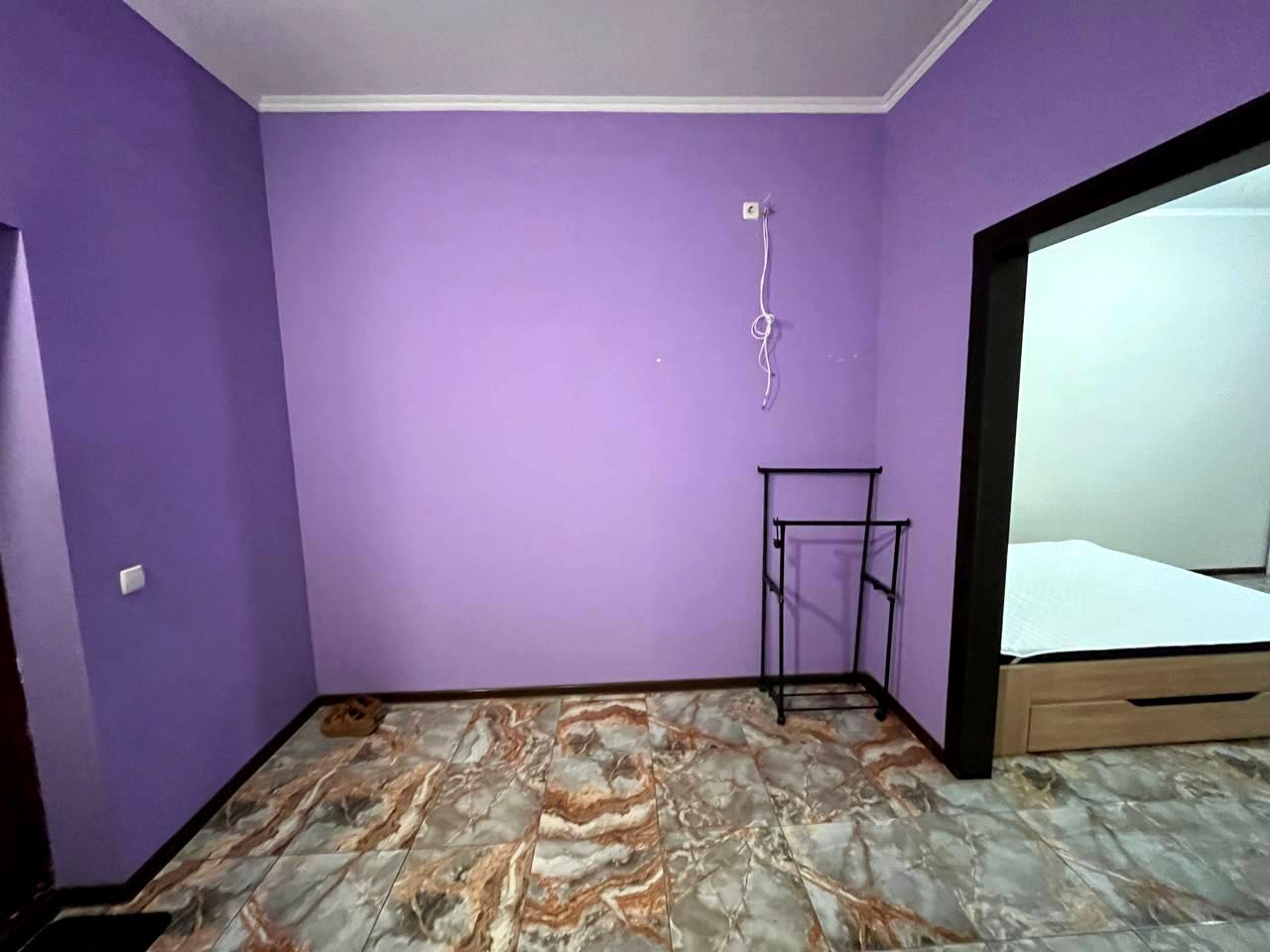 1843963767566040