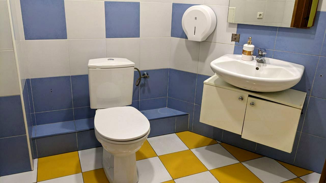 1789810169315402