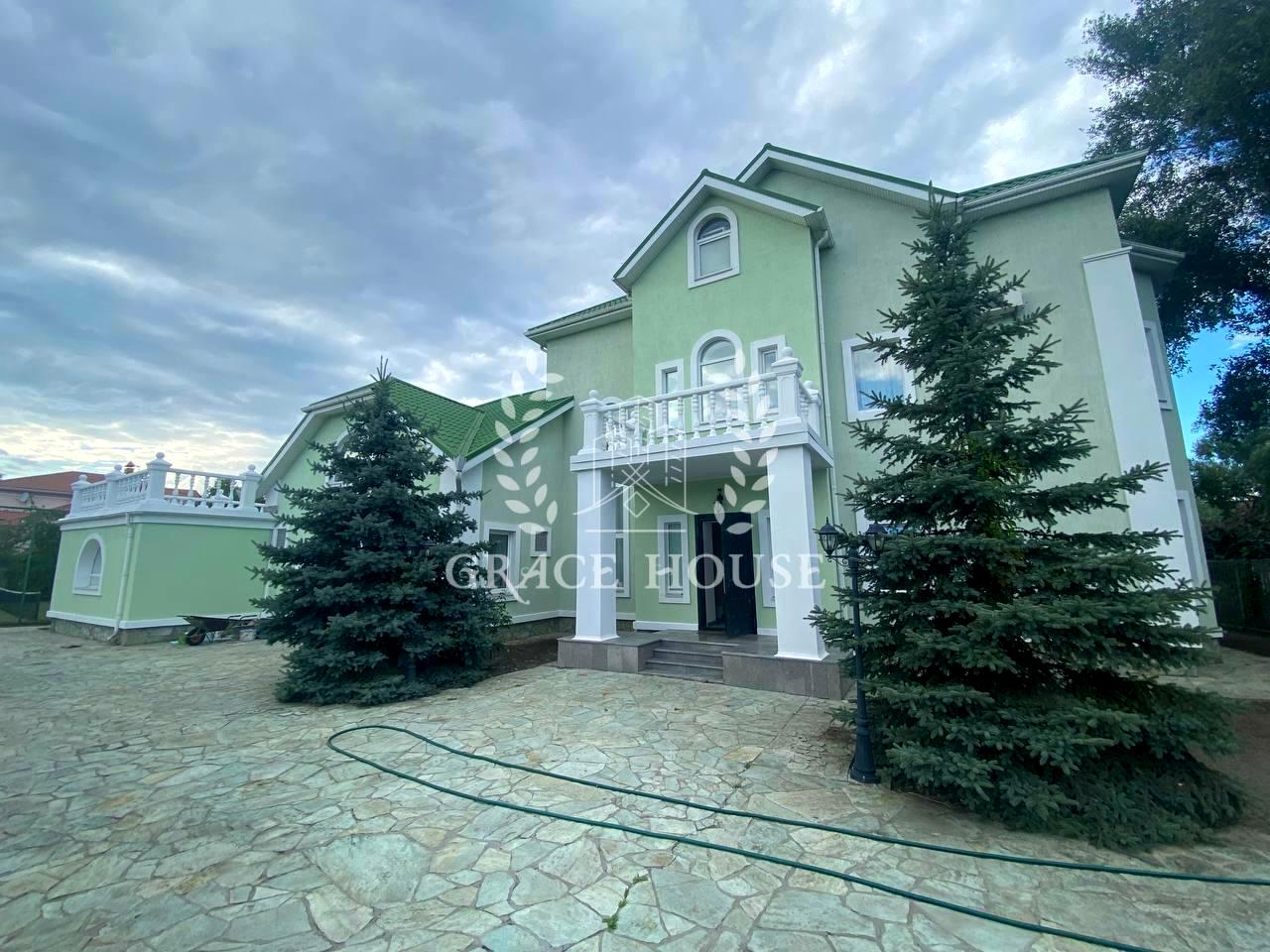 House by the address (area 660 m²) - Atlanta.ua