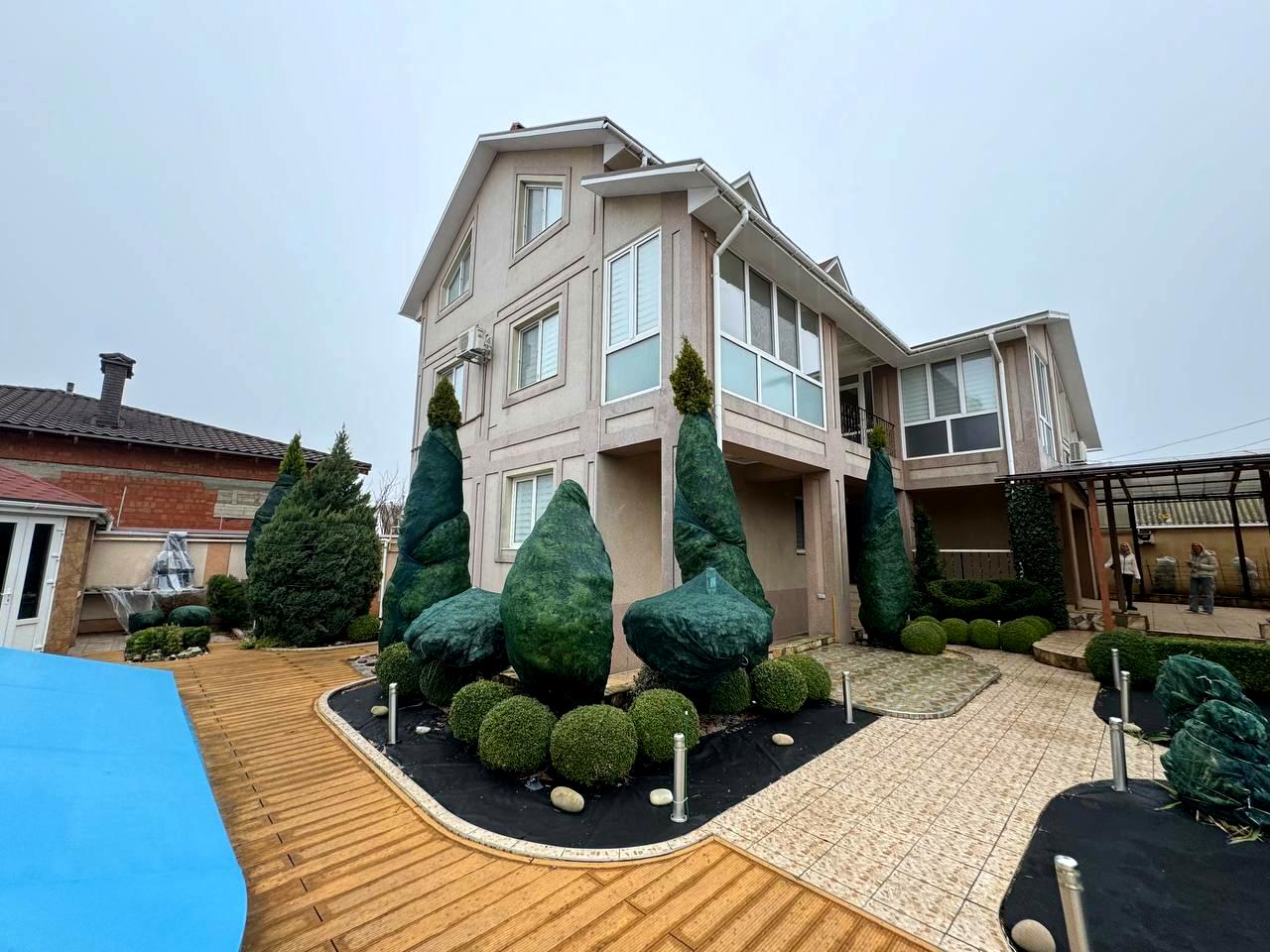 1794066476086403