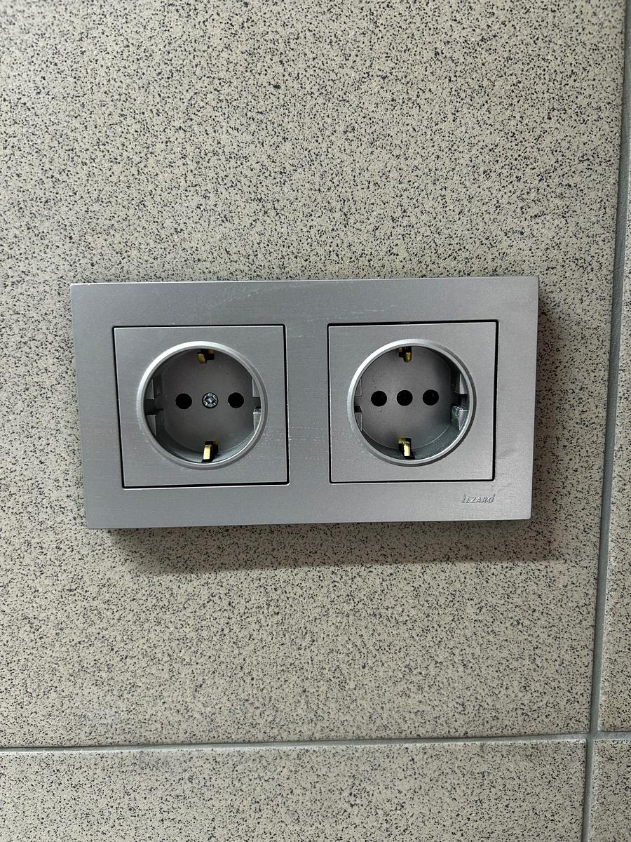 1842603065555405