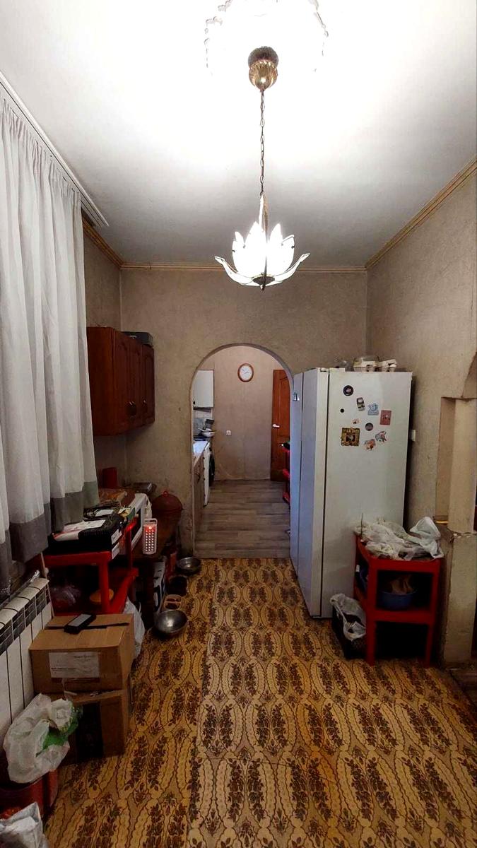 1840280195769406