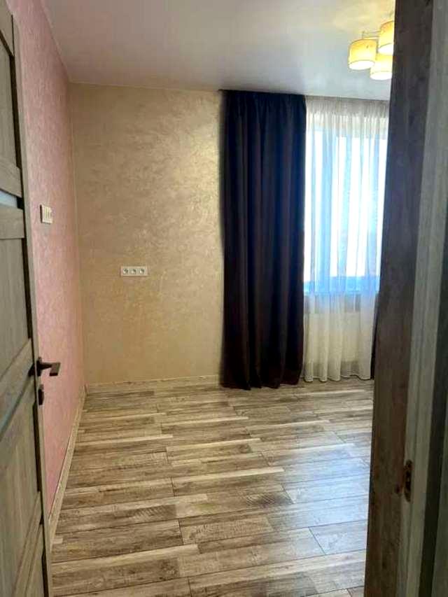 1844318556396407