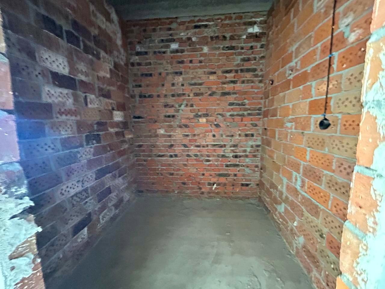 1827849821062408