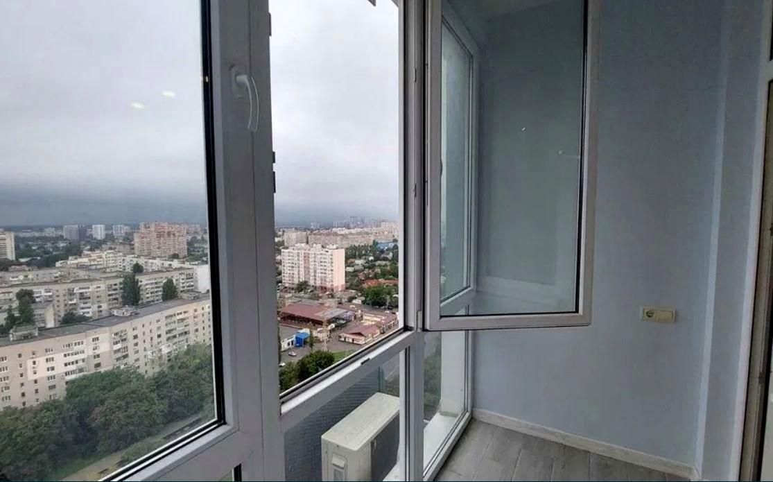 1845881305470408