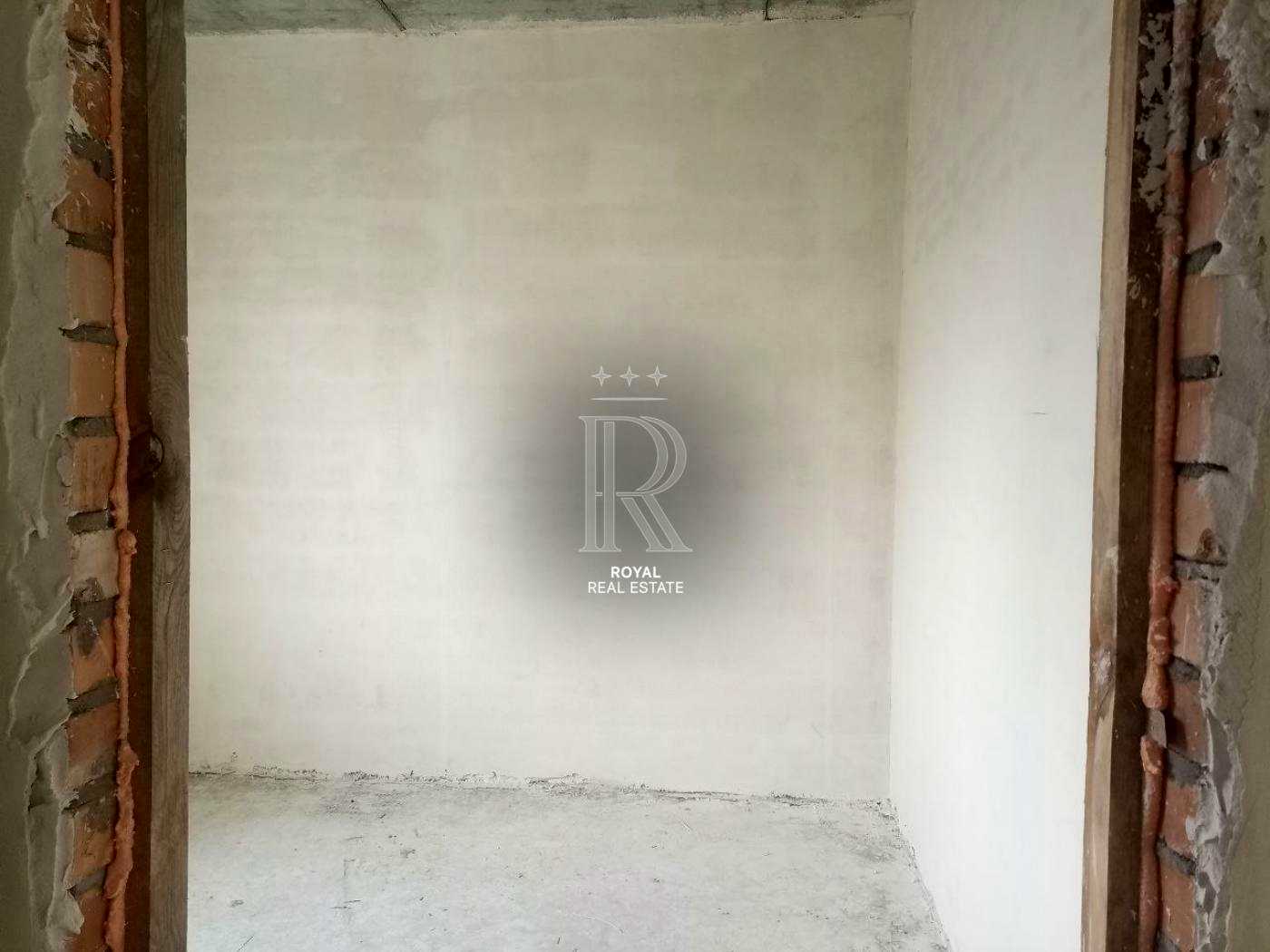 1822412481095410
