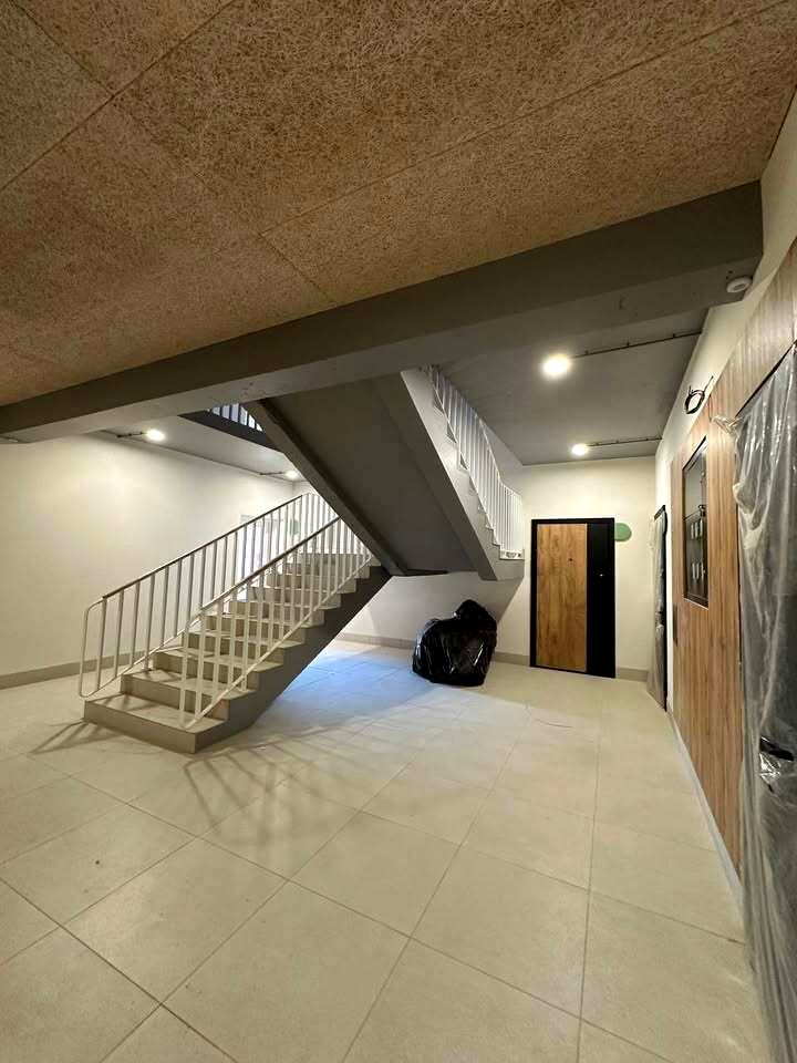 1839076432846417