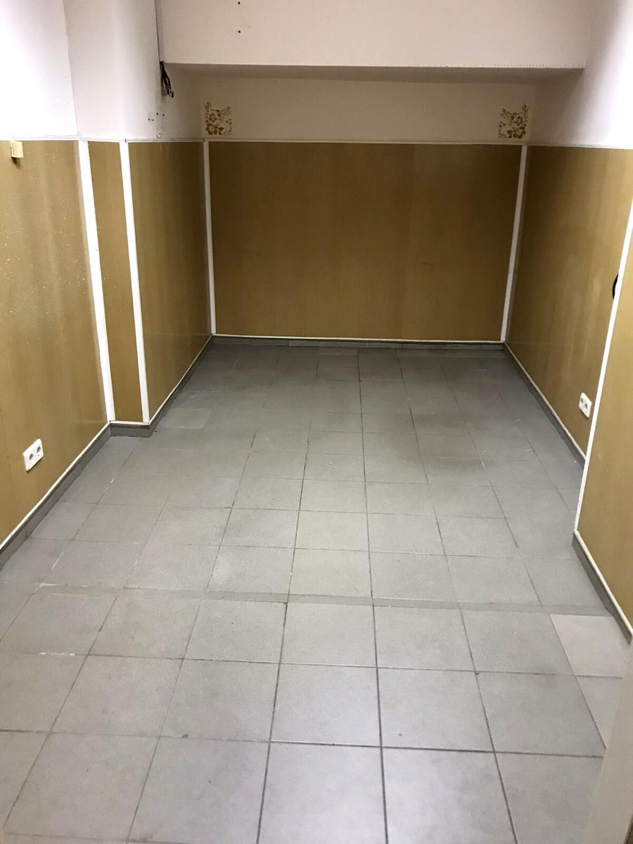 1842047572386421