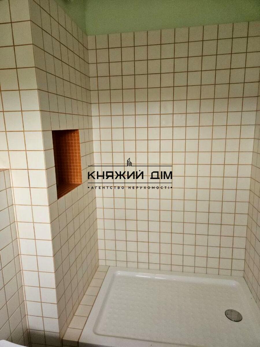 1845849206386421