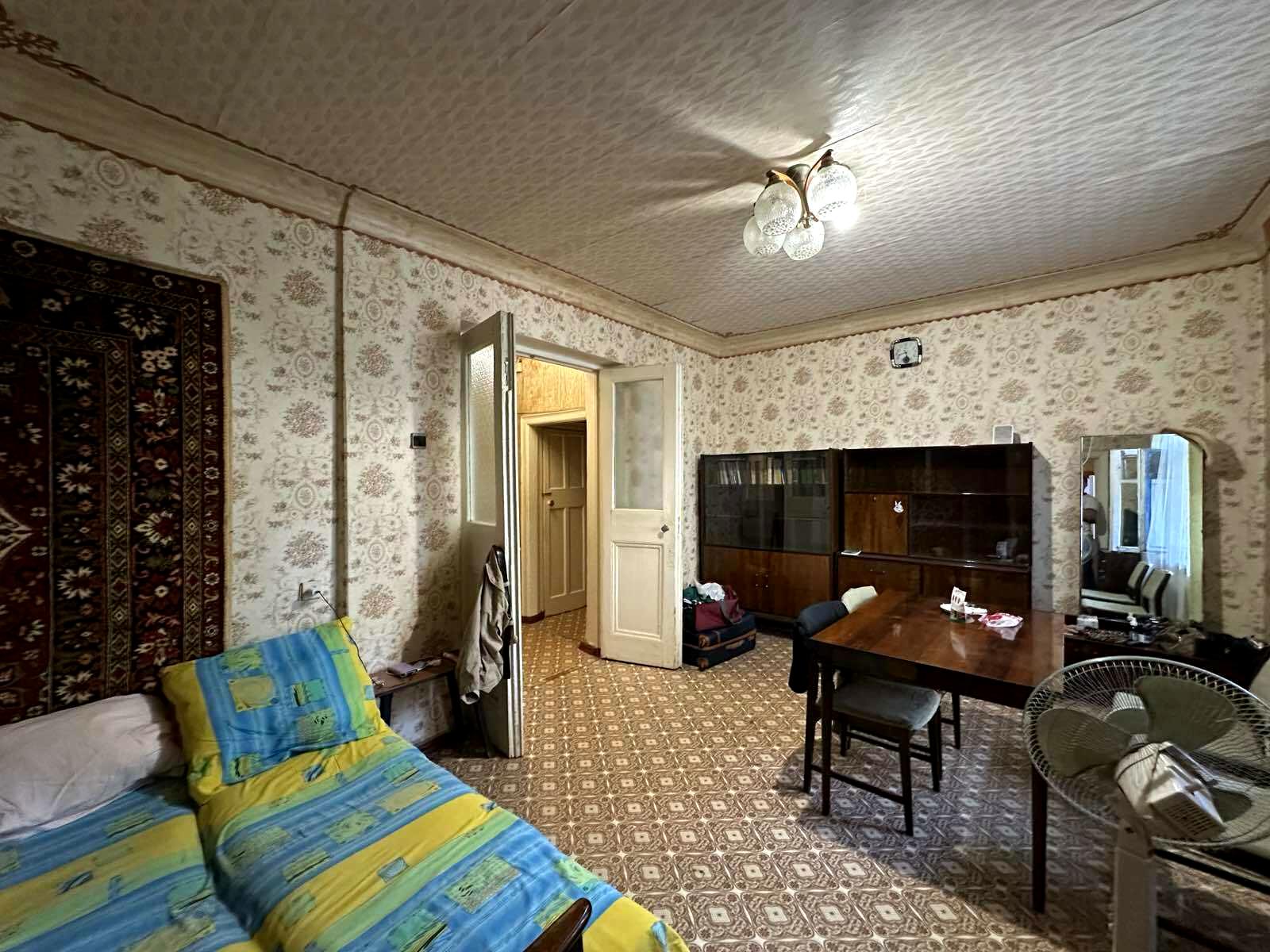 1838892184873422