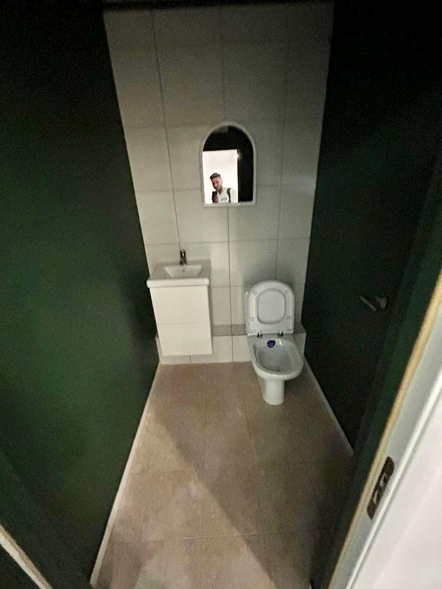 1840087560915422