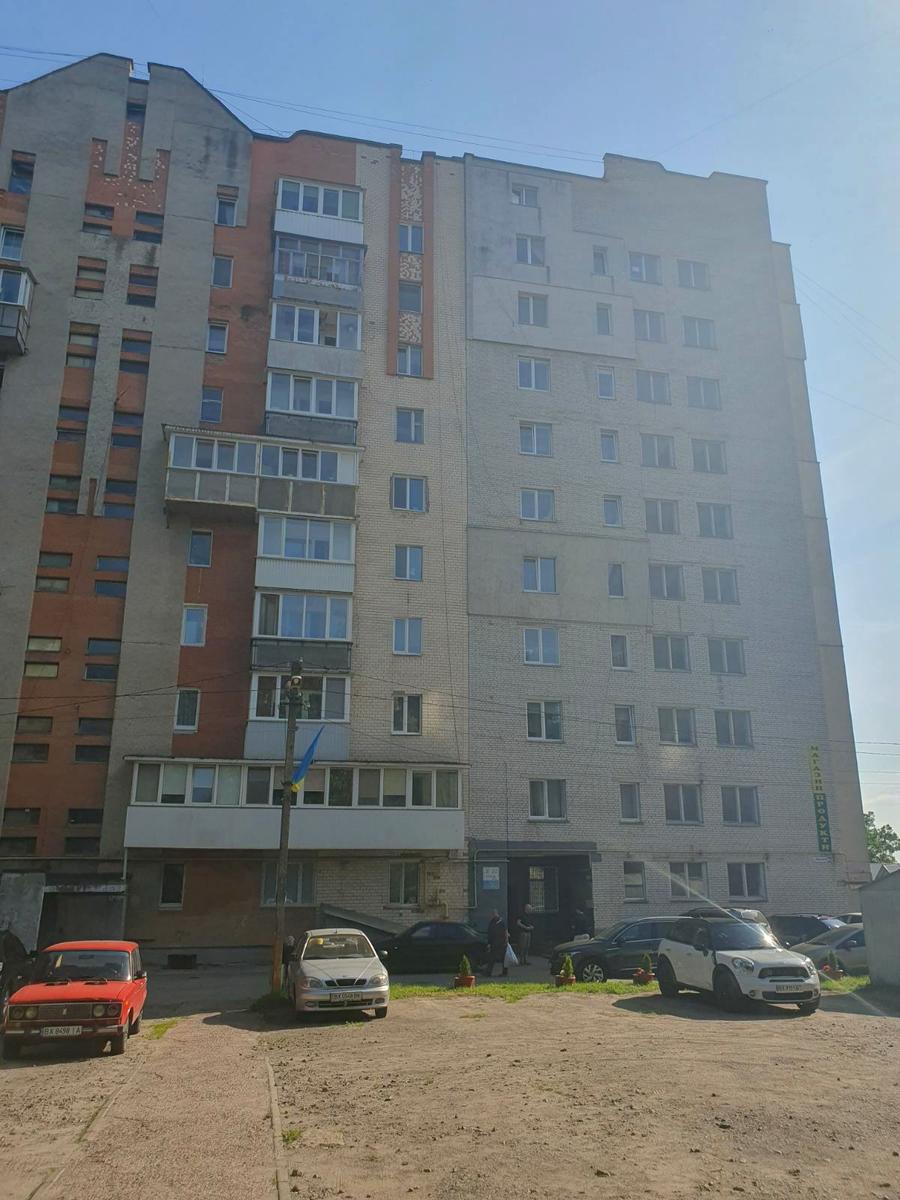 1835345112051425