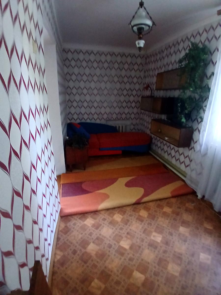 1844678996294425