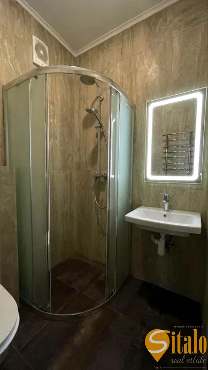 1838332177176043