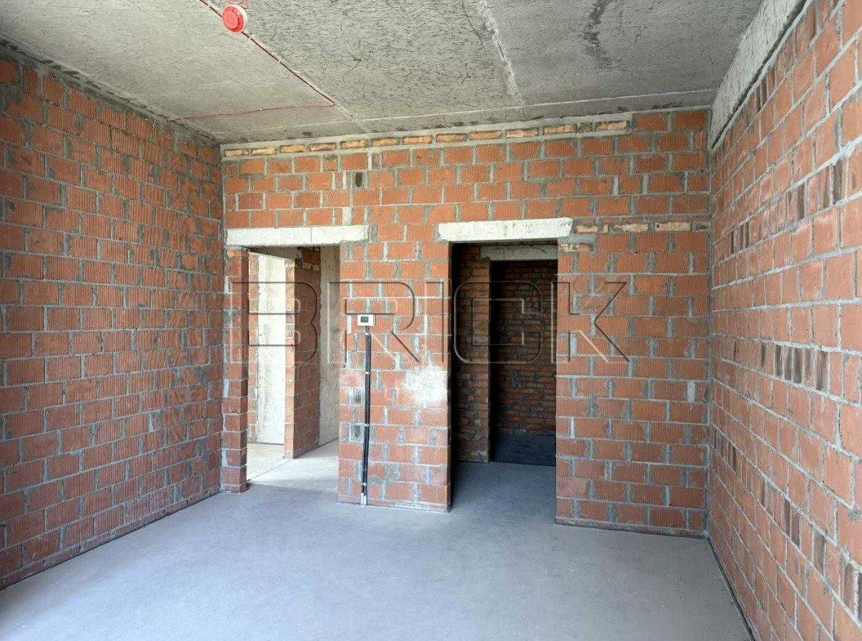 1842862944068434