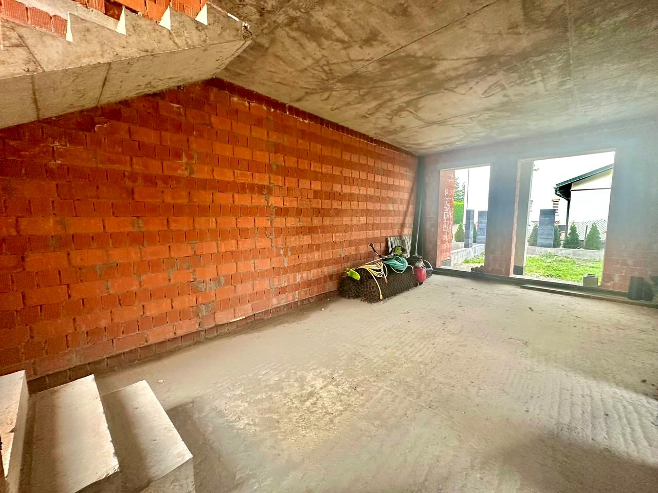 1846437574964435