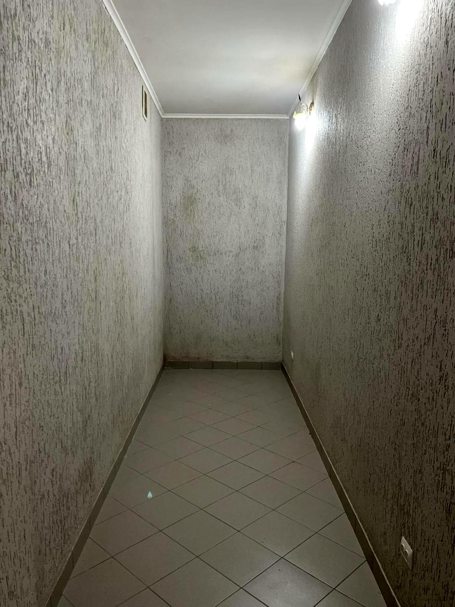 1834841328789437