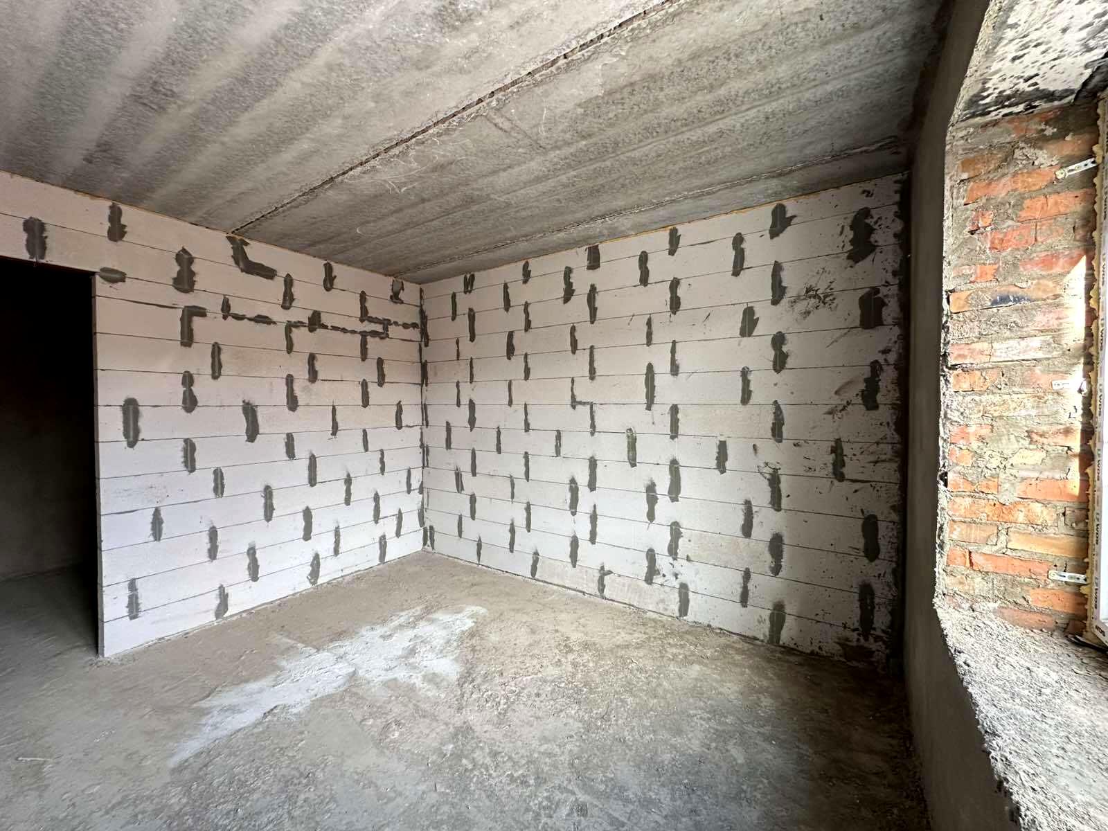 1846682575242442