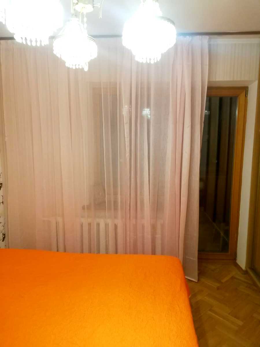 1819130135888444
