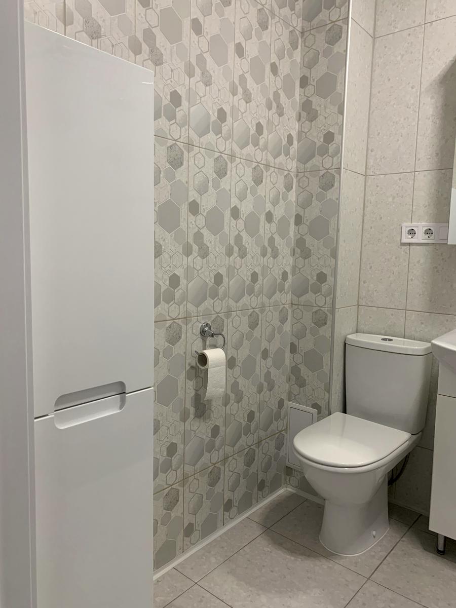 1845789596326445