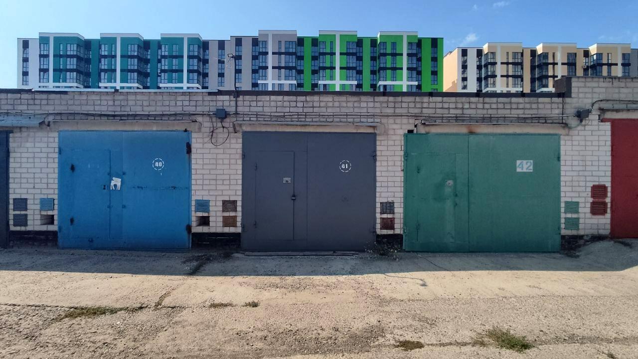 1831681802075446