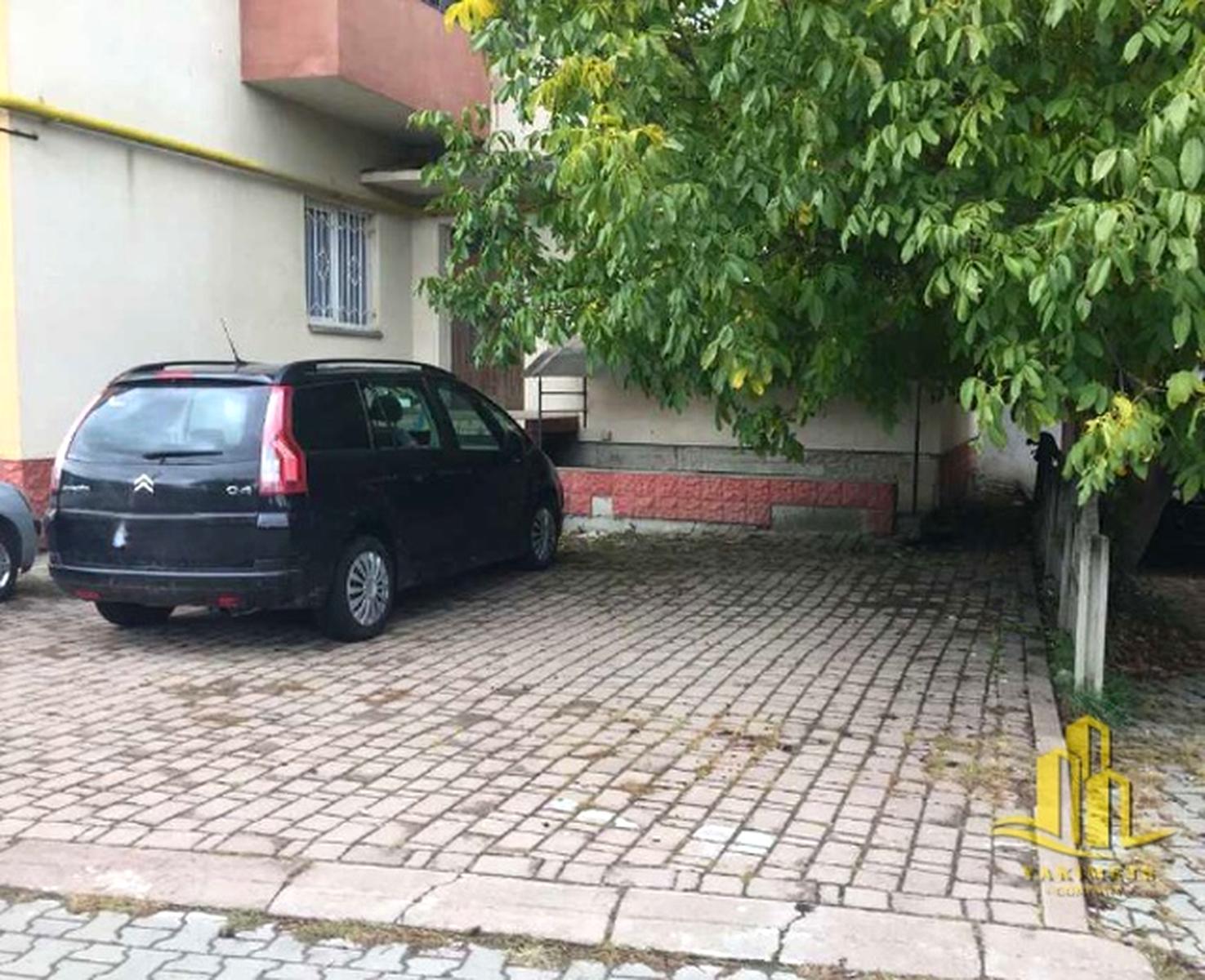 1832719923960449