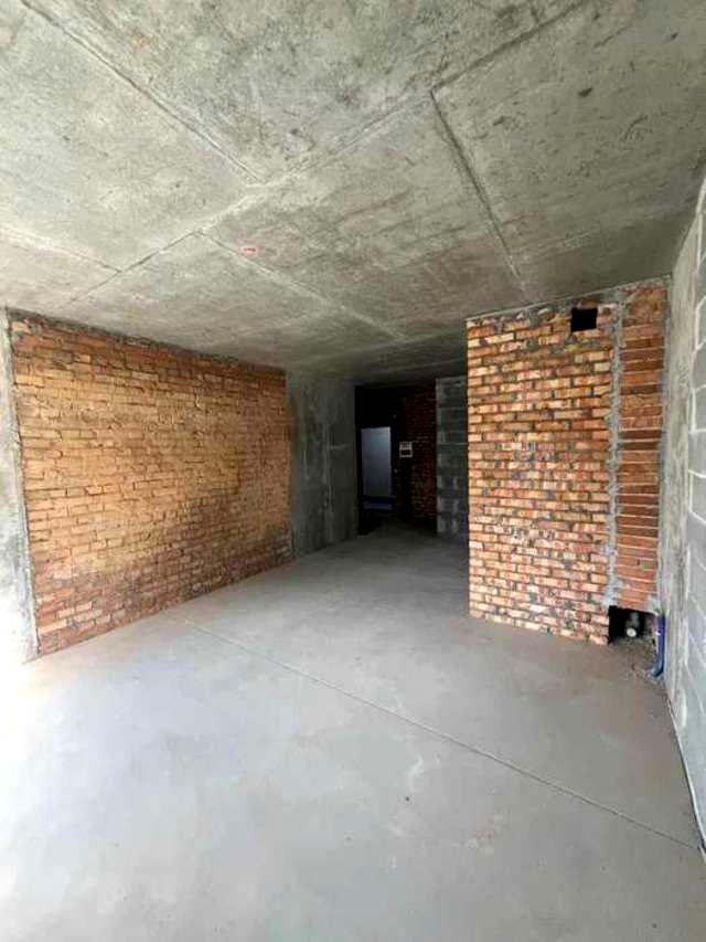 1845416838390459