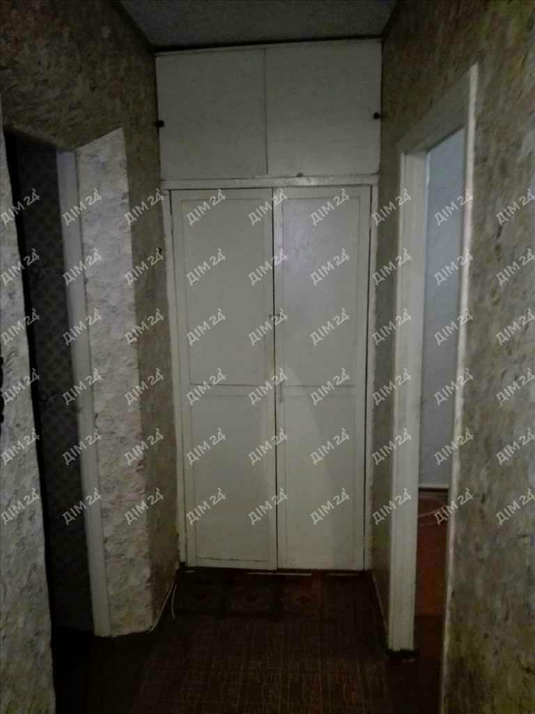 1834094705308046