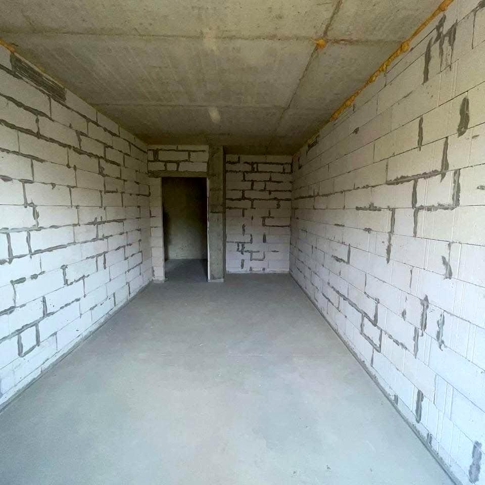 1836912226775046