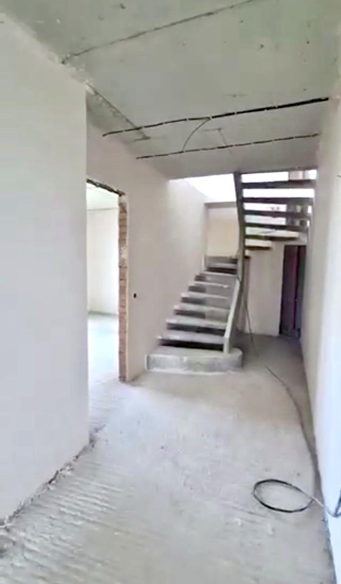 1846595185800466