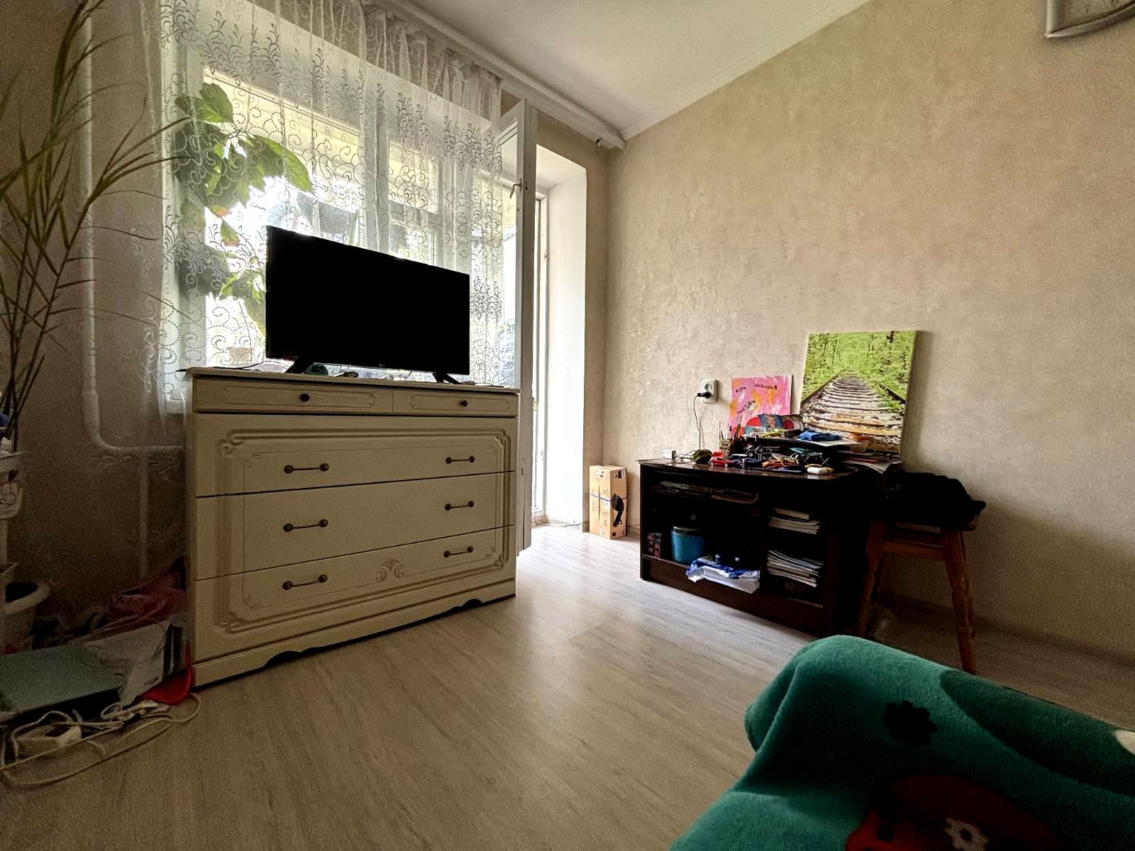 1843051468567467