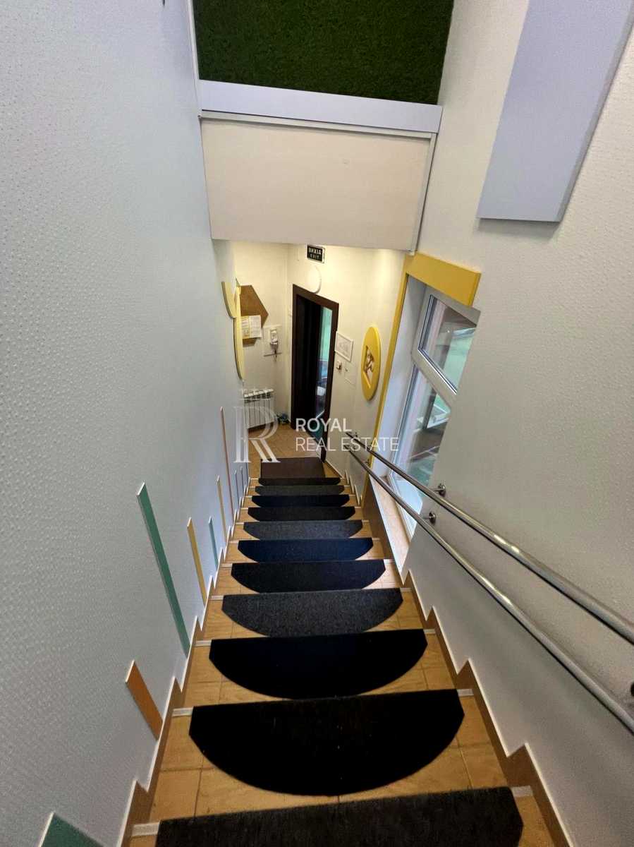 1845327616440047