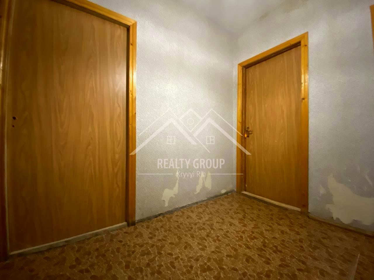 1841503666335470