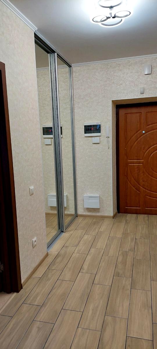 1800500392008475