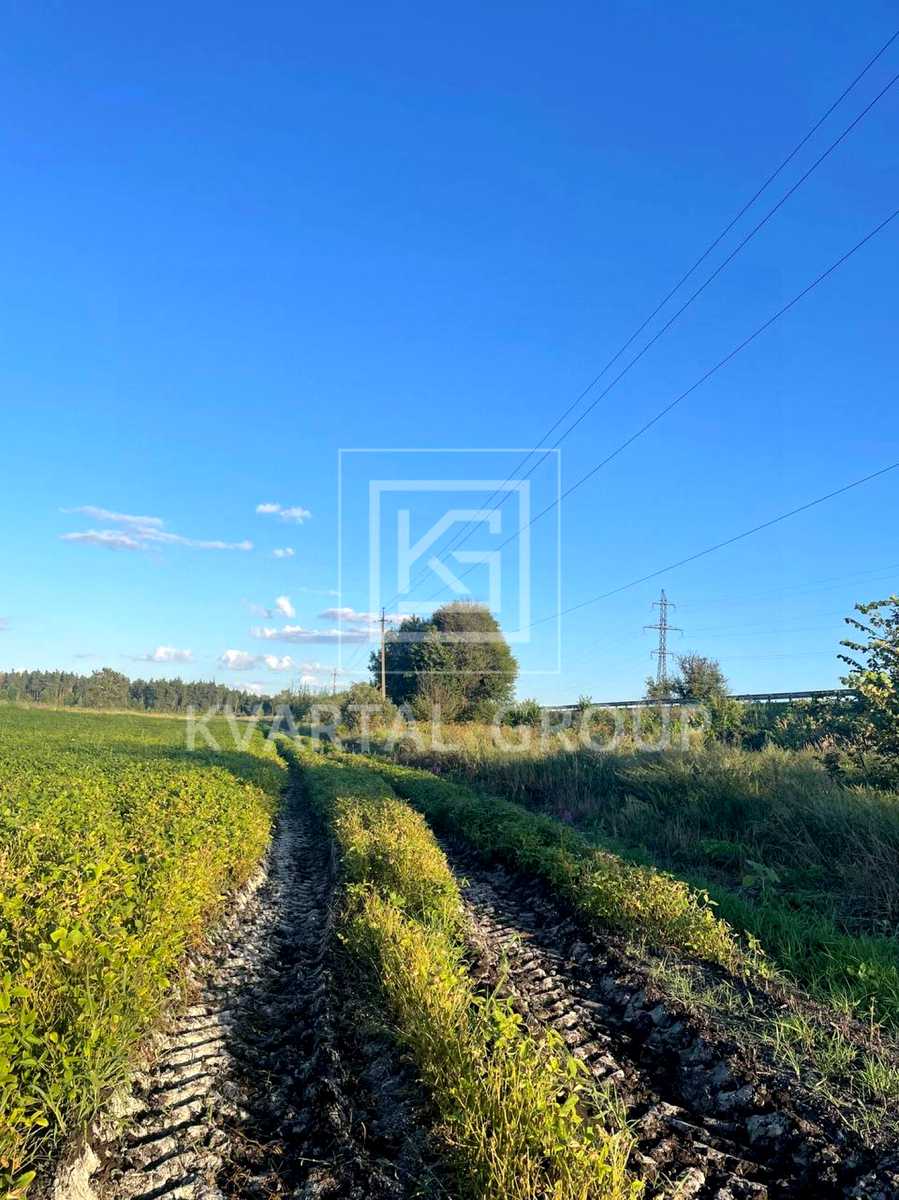 1844729651568476