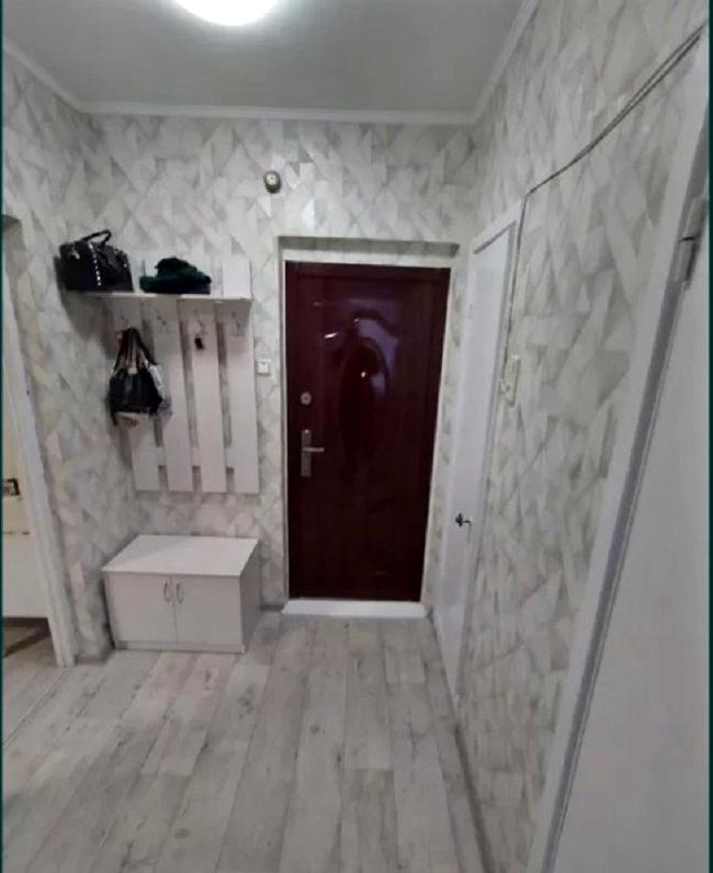 1843956509560495