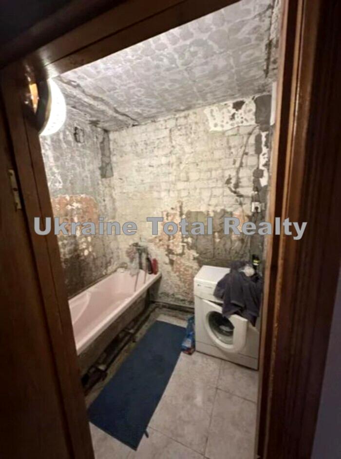 1839617923484498