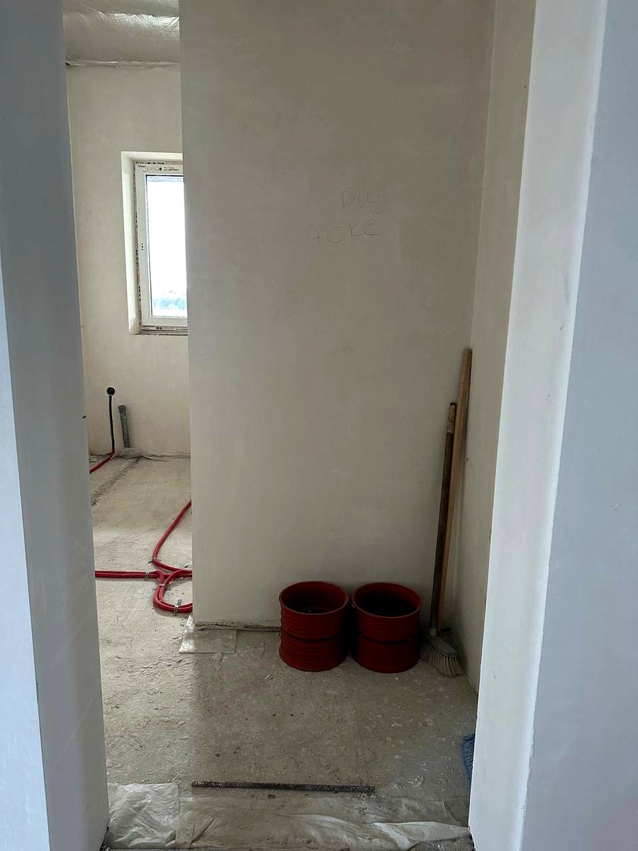 1829122476830500