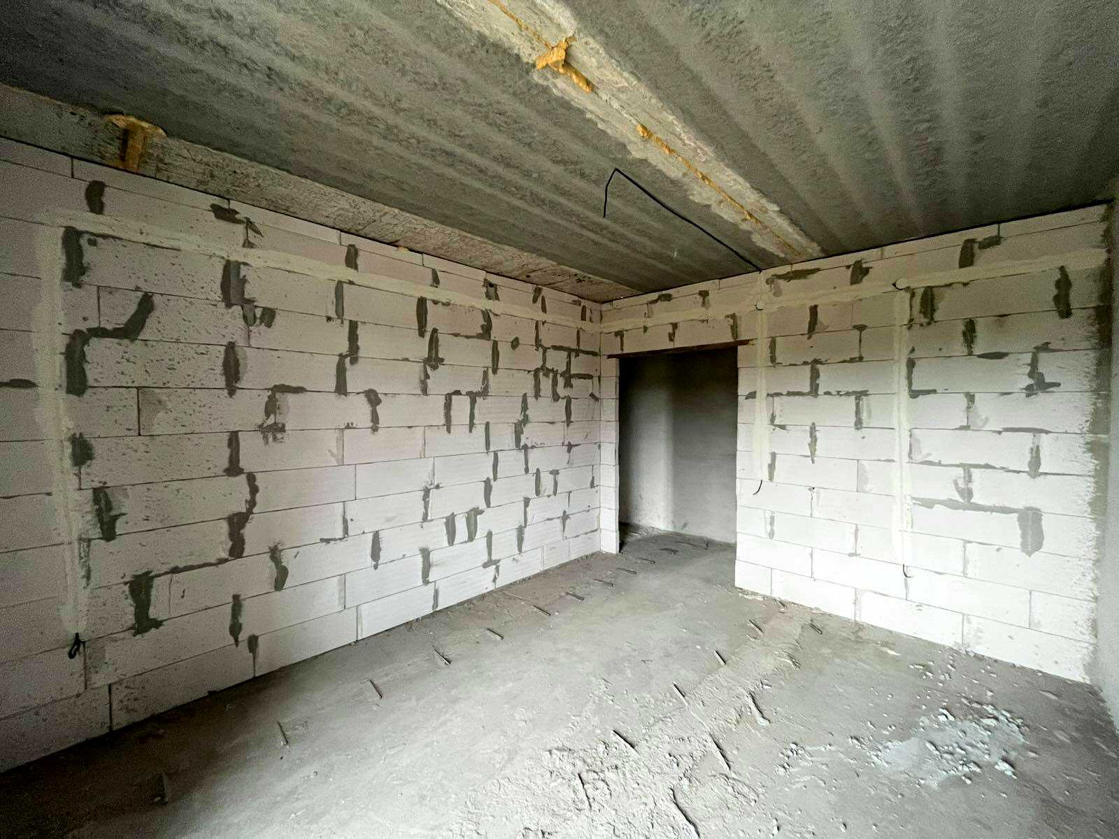 1844241452180510