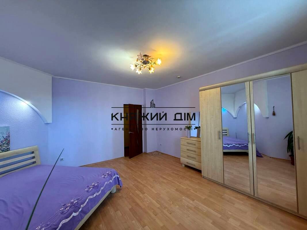 1846030363436511