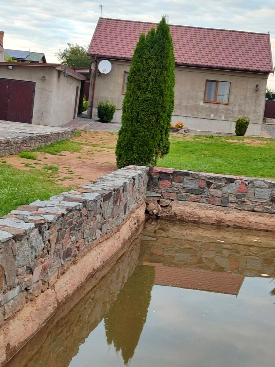 1841517452412513
